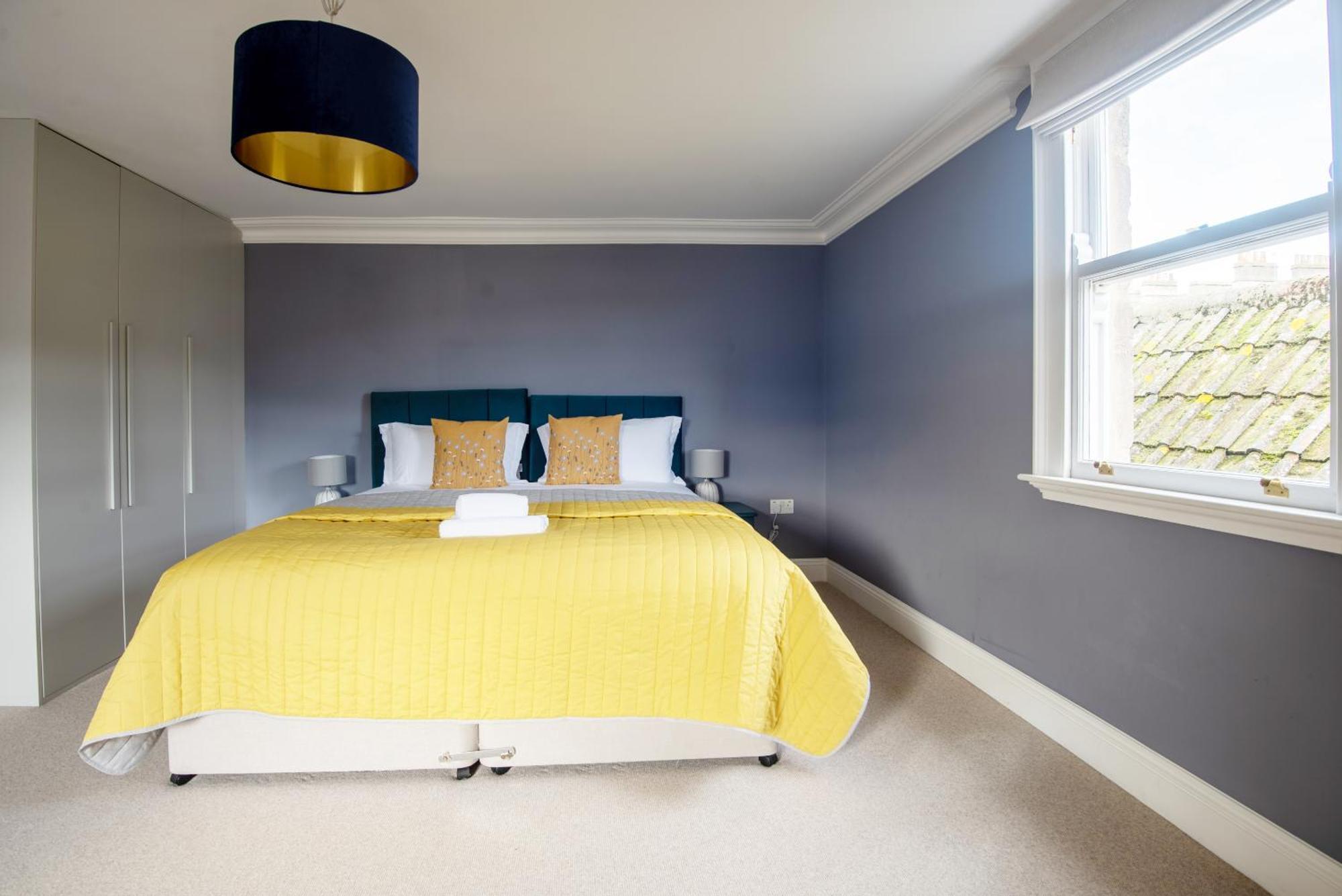 Dream Stays Bath - Barton House Exterior photo